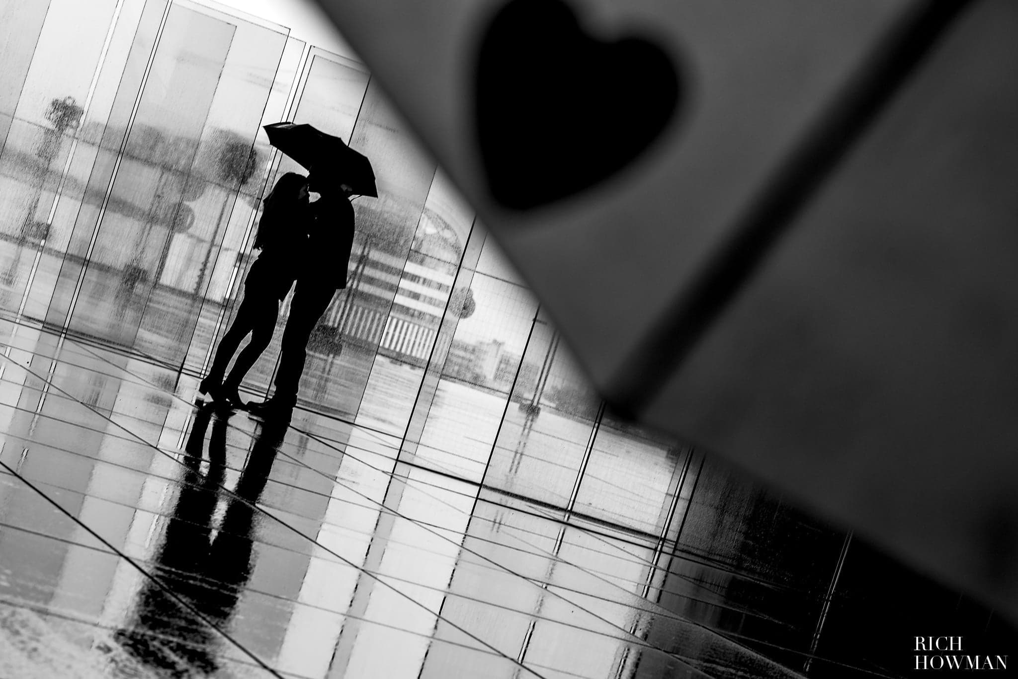 Black and white engagement photo shoot Paris