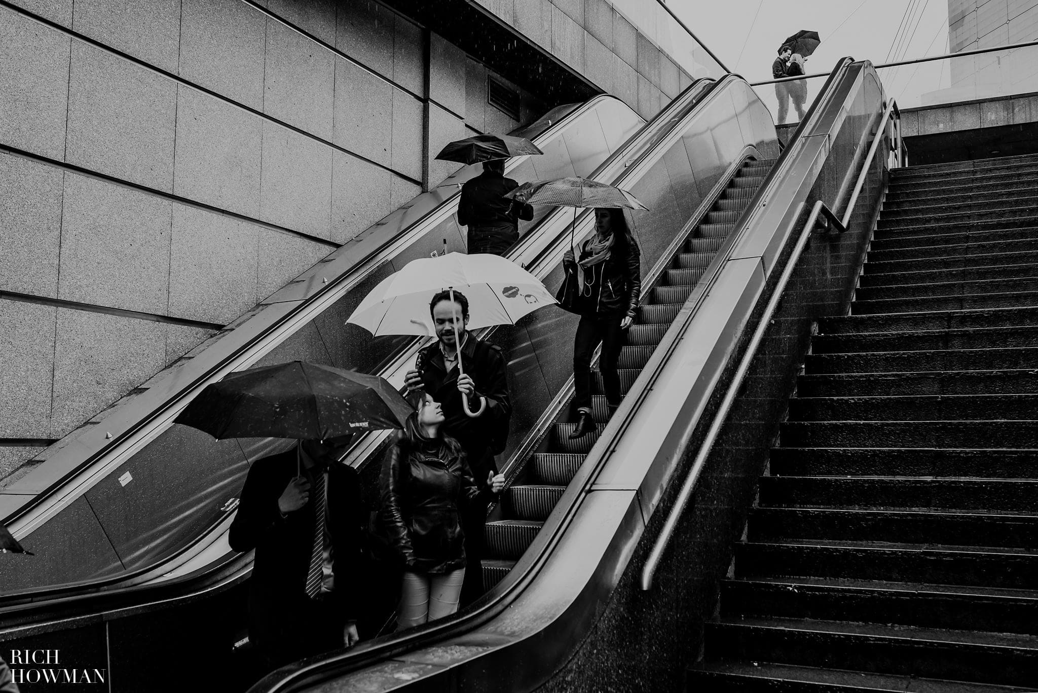 Wet weather photo shoot in Paris