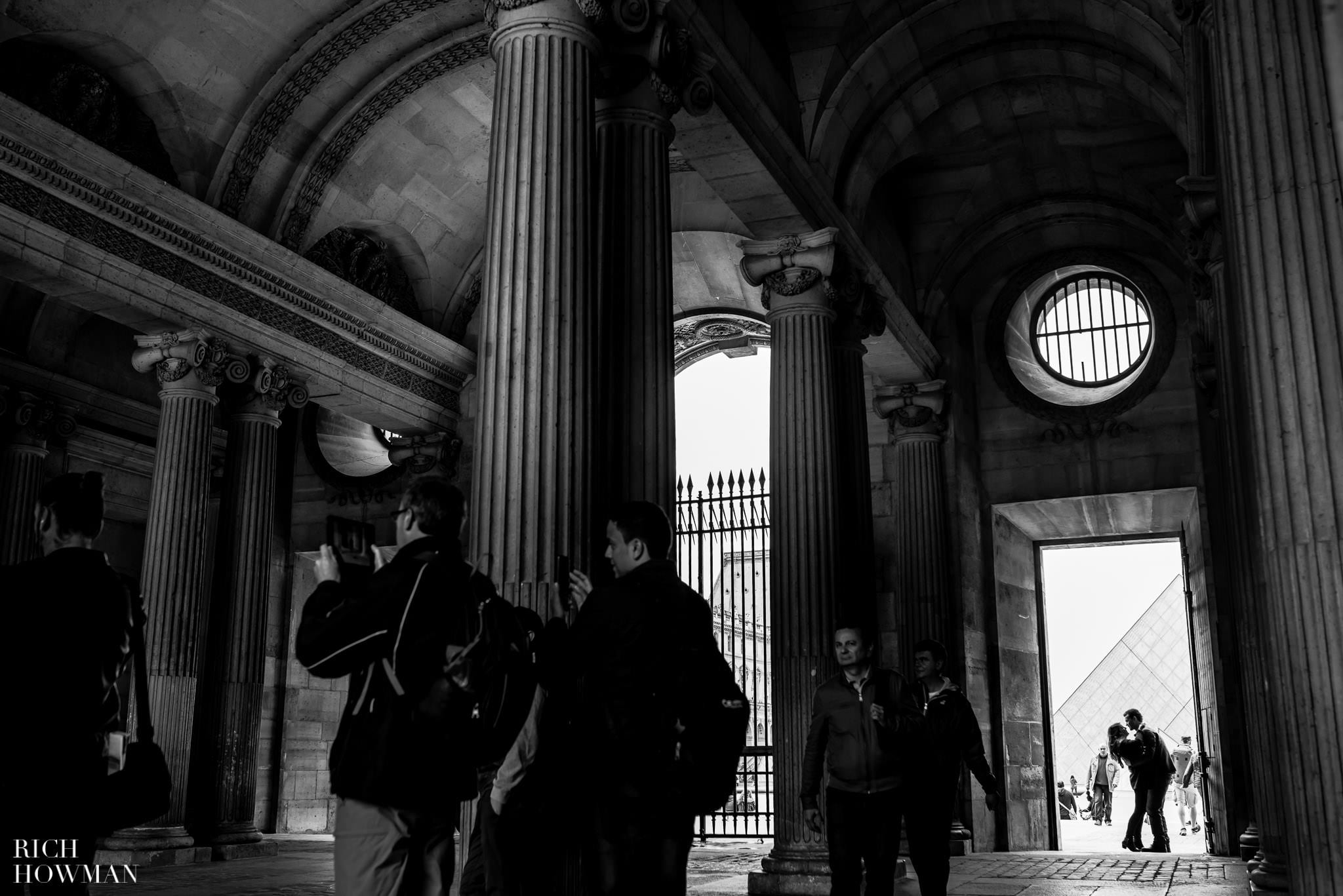 Black and white photography in Paris at La Louvre