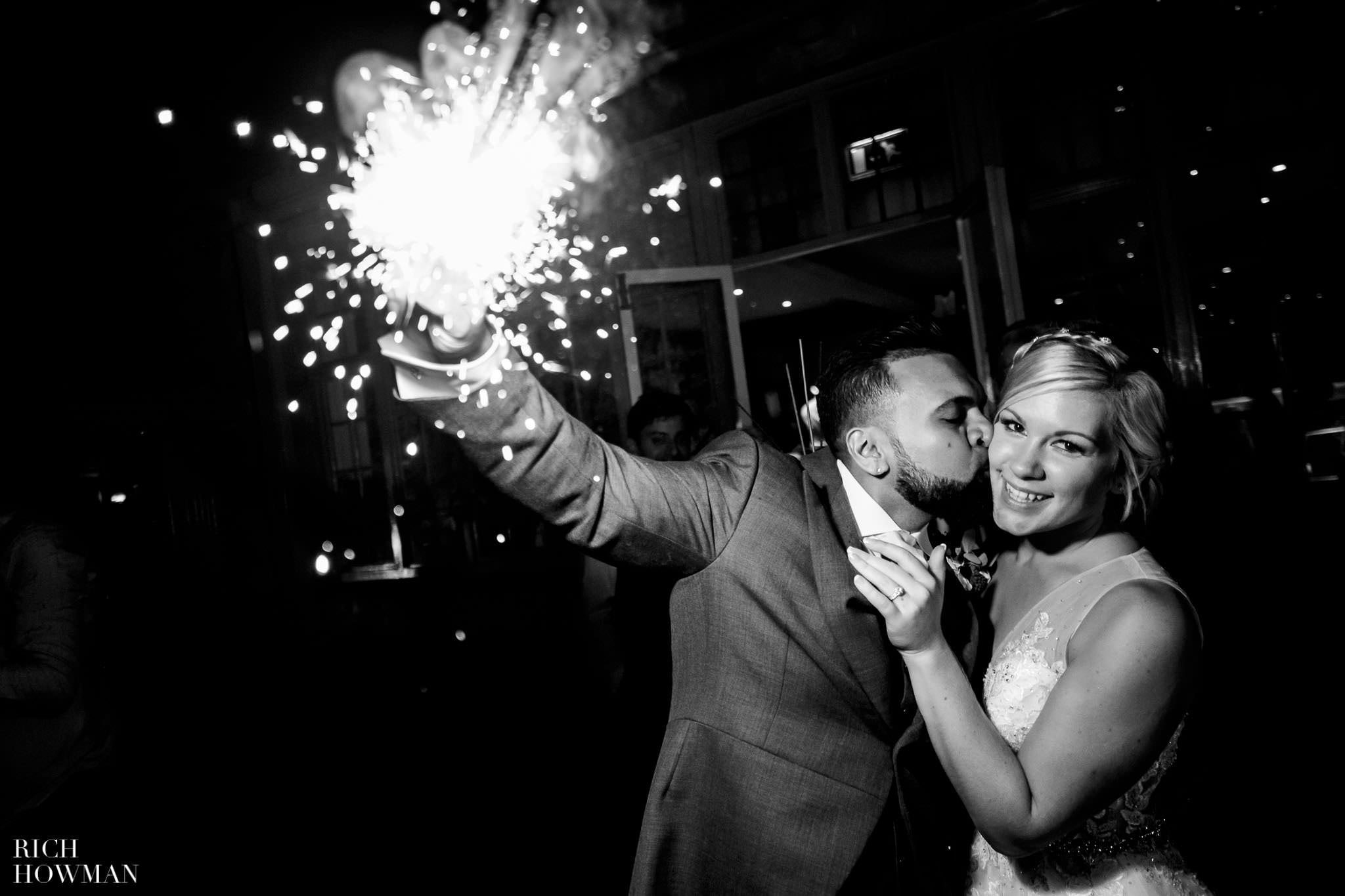 Wedding Photographers in Oxfordshire | Wedding Photographers Witney 136