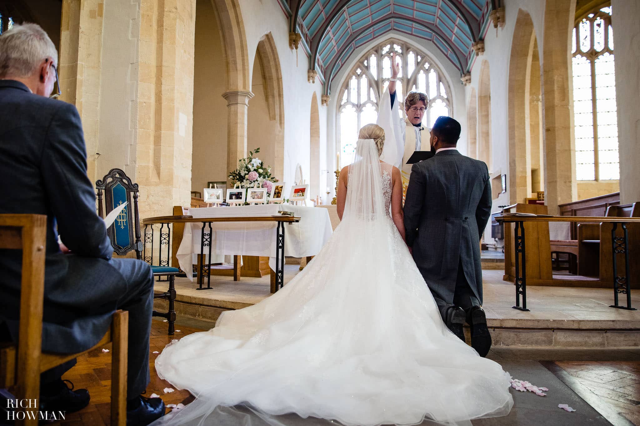 Wedding Photographers in Oxfordshire | Wedding Photographers Witney 46