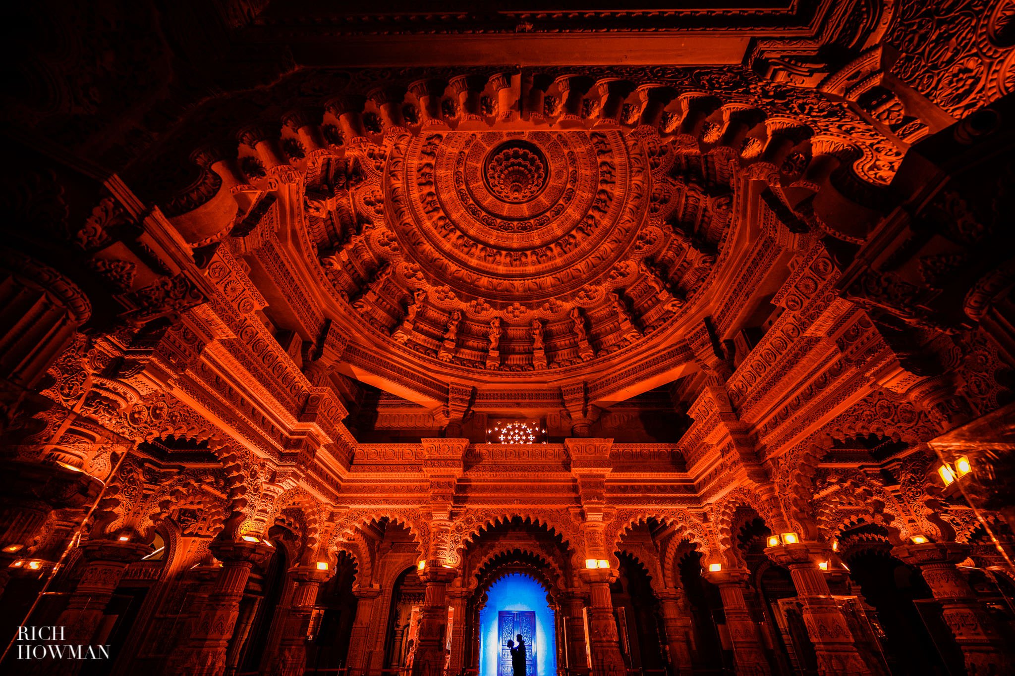 tamil hindu wedding photographer captures bride and groom temple portrait